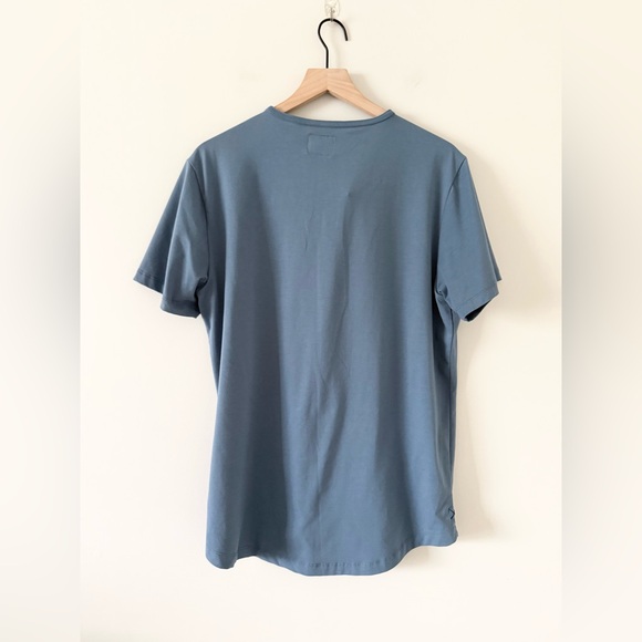 Cuts Curve Hem Short Sleeve Henley in Blue Size XL - Picture 5 of 5